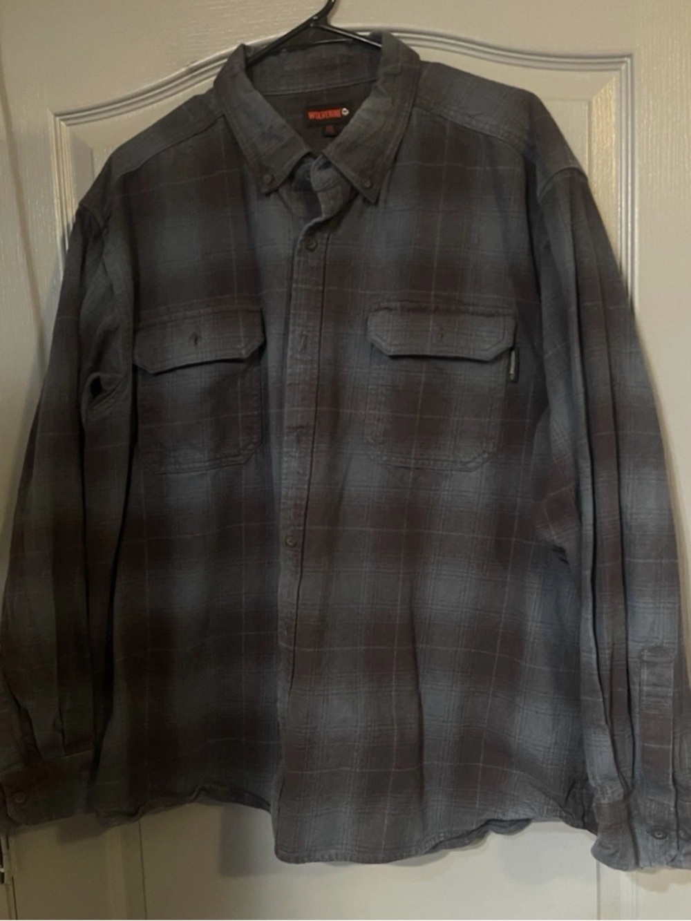 Wolverine Dark Gray Plaid Button-Up Shirt flannel